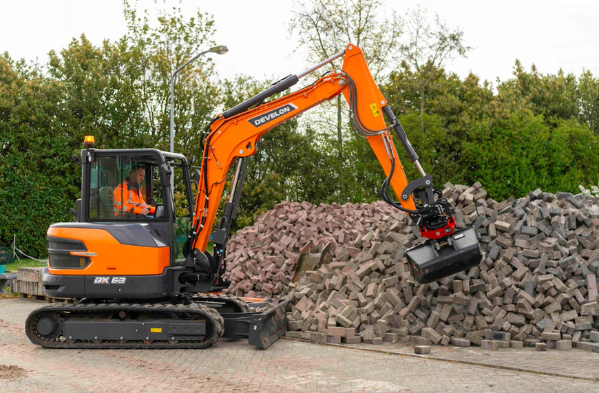 New 6 tonne Stage V Mini-Excavators Launched by DEVELON